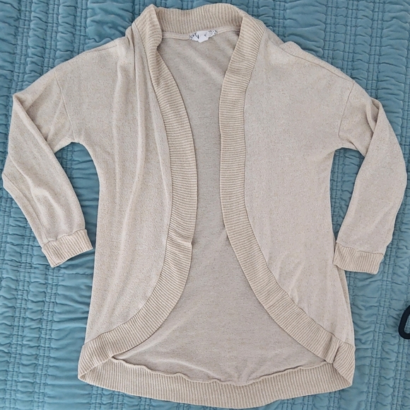 Moondance Sweaters - Beige 3/4 length sleeve cardigan Size Medium